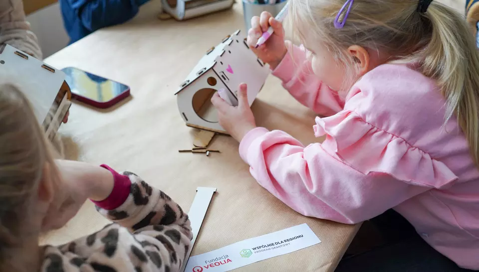 Zeroemisyjne stoisko karuzela 1