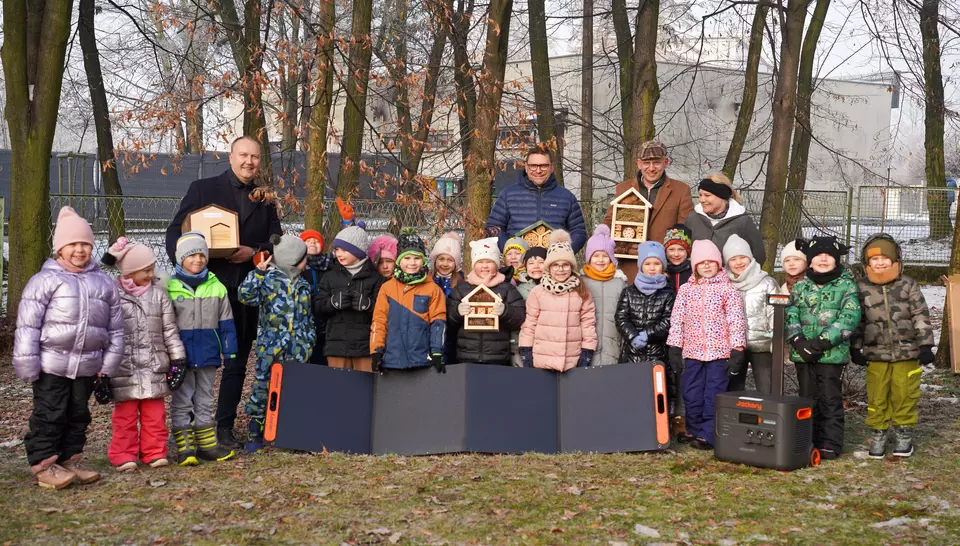 Zeroemisyjne stoisko karuzela 9